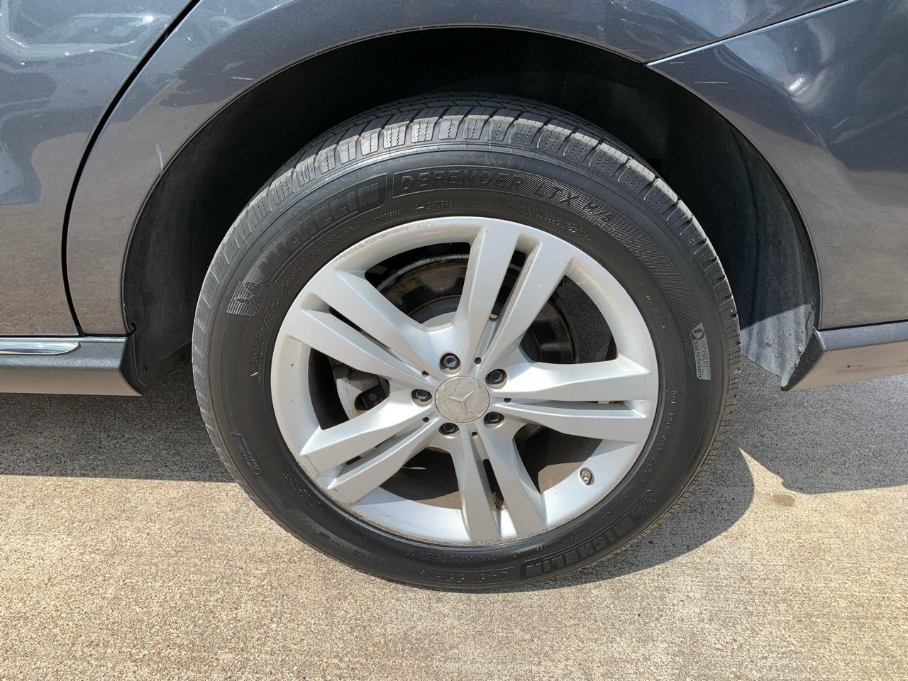 Mercedes-Benz M-Class ML350 4MATIC 2012