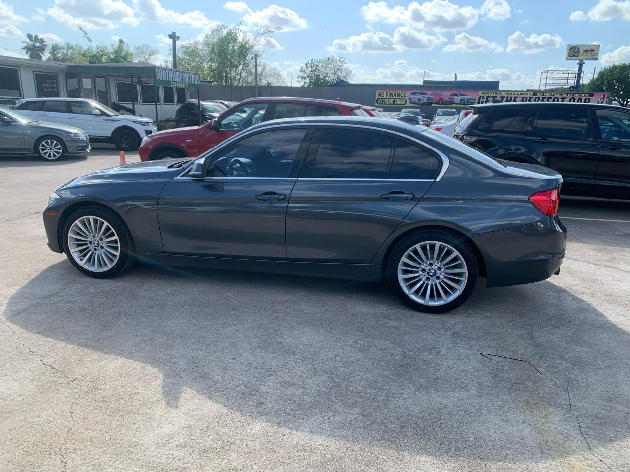 BMW 3-Series 328i Sedan 2015