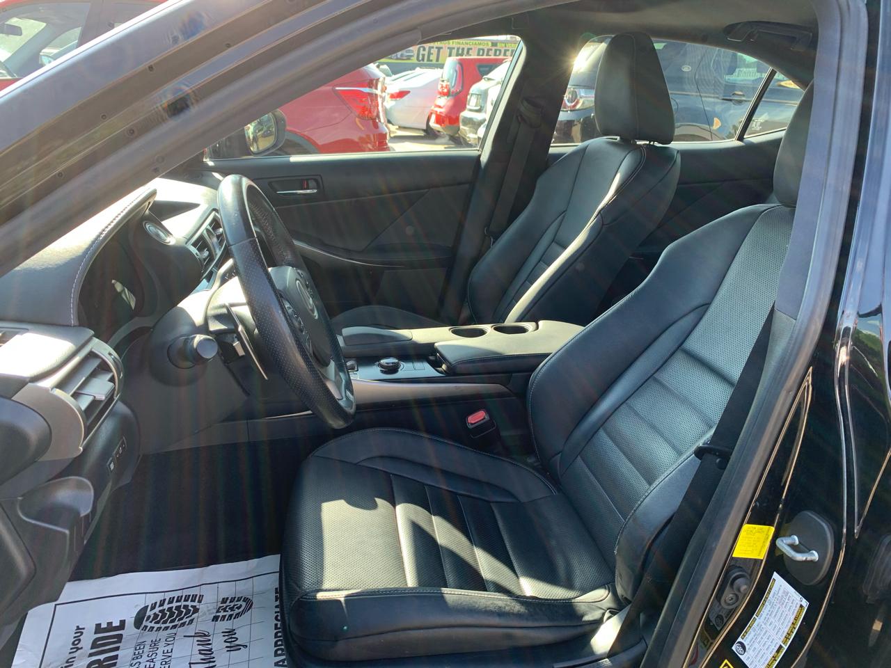 Lexus IS 250 RWD 2014