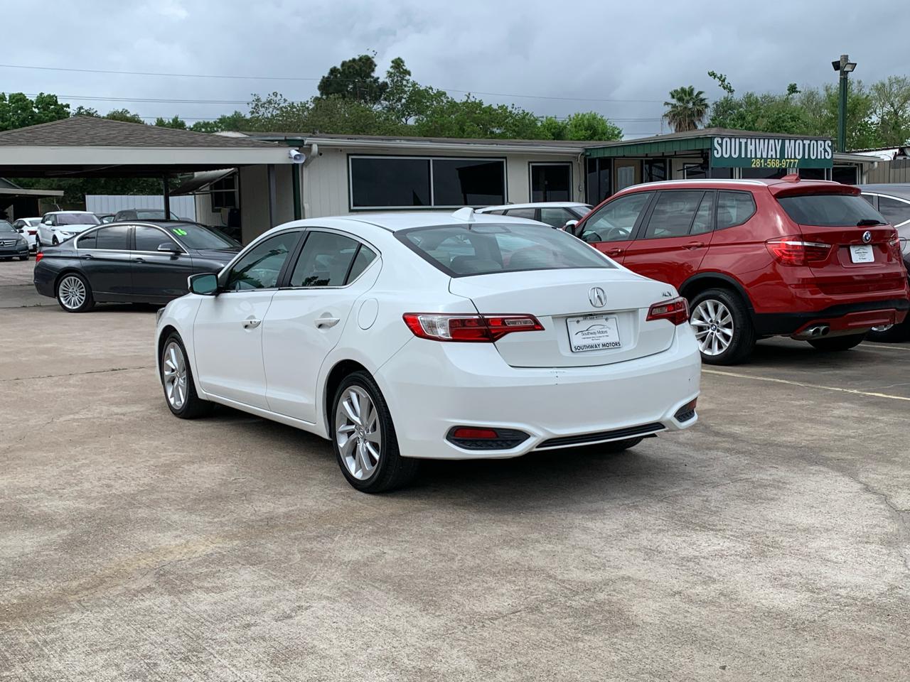 Acura ILX 8-Spd AT w/ Premium Package 2016