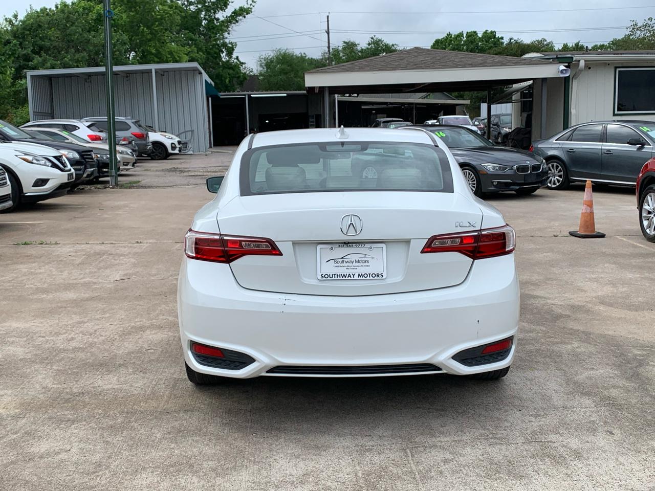 Acura ILX 8-Spd AT w/ Premium Package 2016