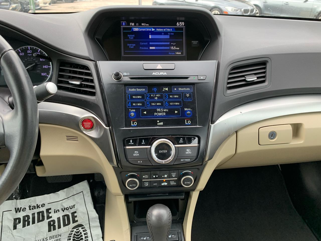 Acura ILX 8-Spd AT w/ Premium Package 2016