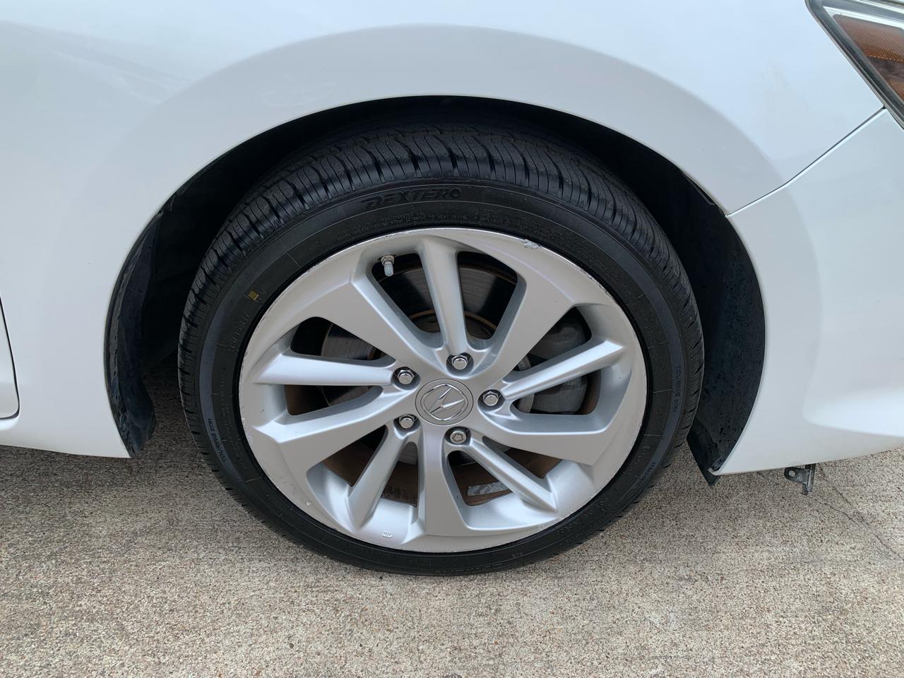 Acura ILX 8-Spd AT w/ Premium Package 2016