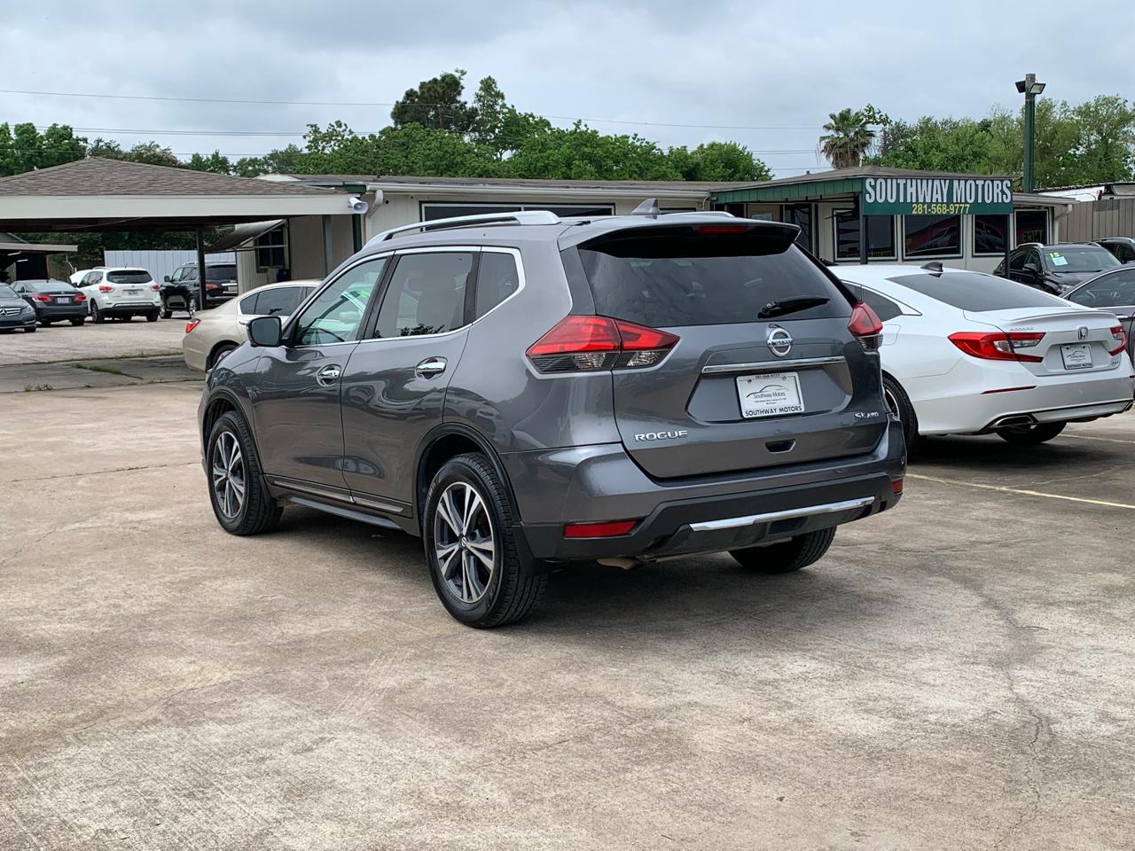Nissan Rogue SV AWD 2017