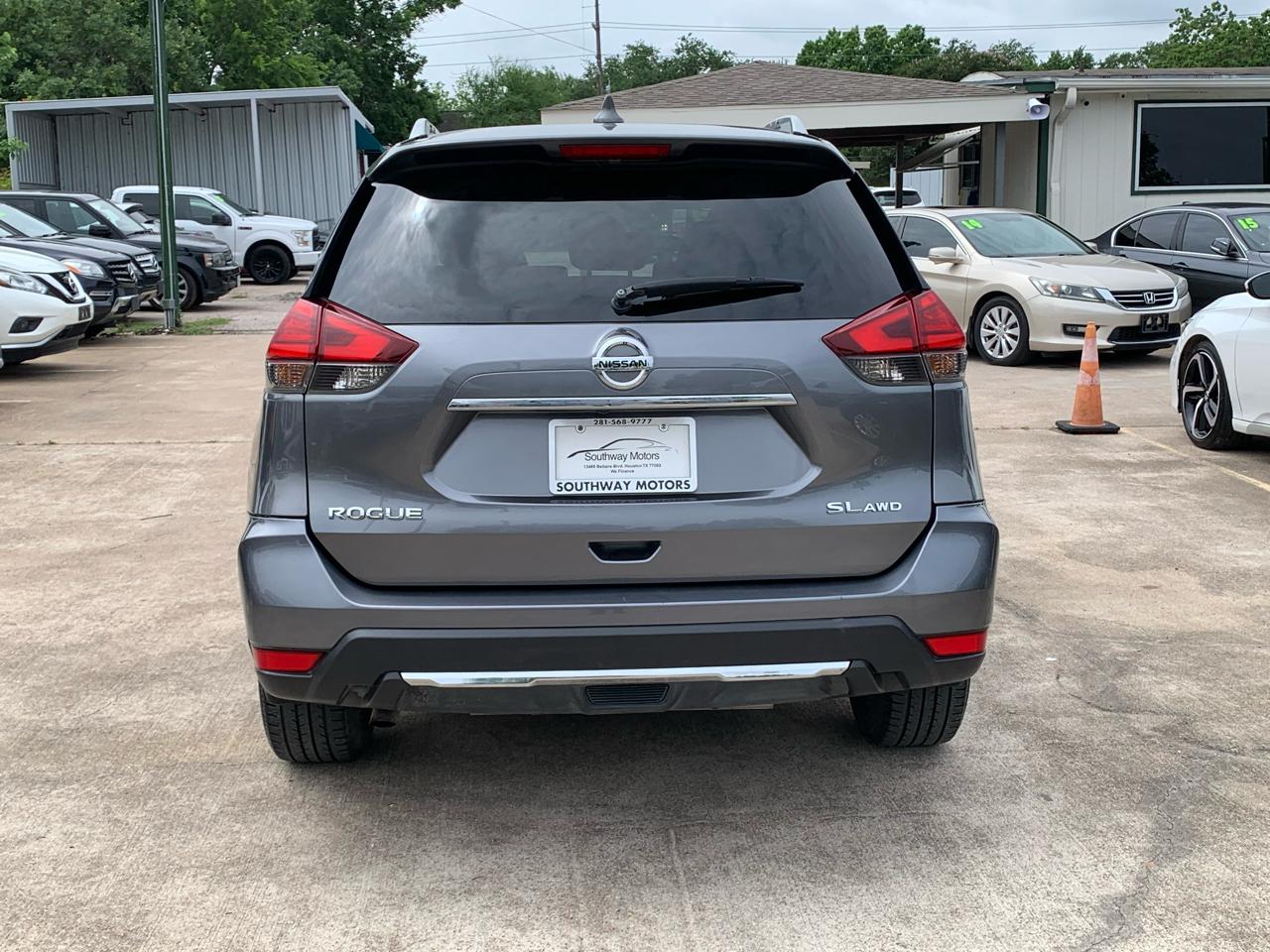 Nissan Rogue SV AWD 2017