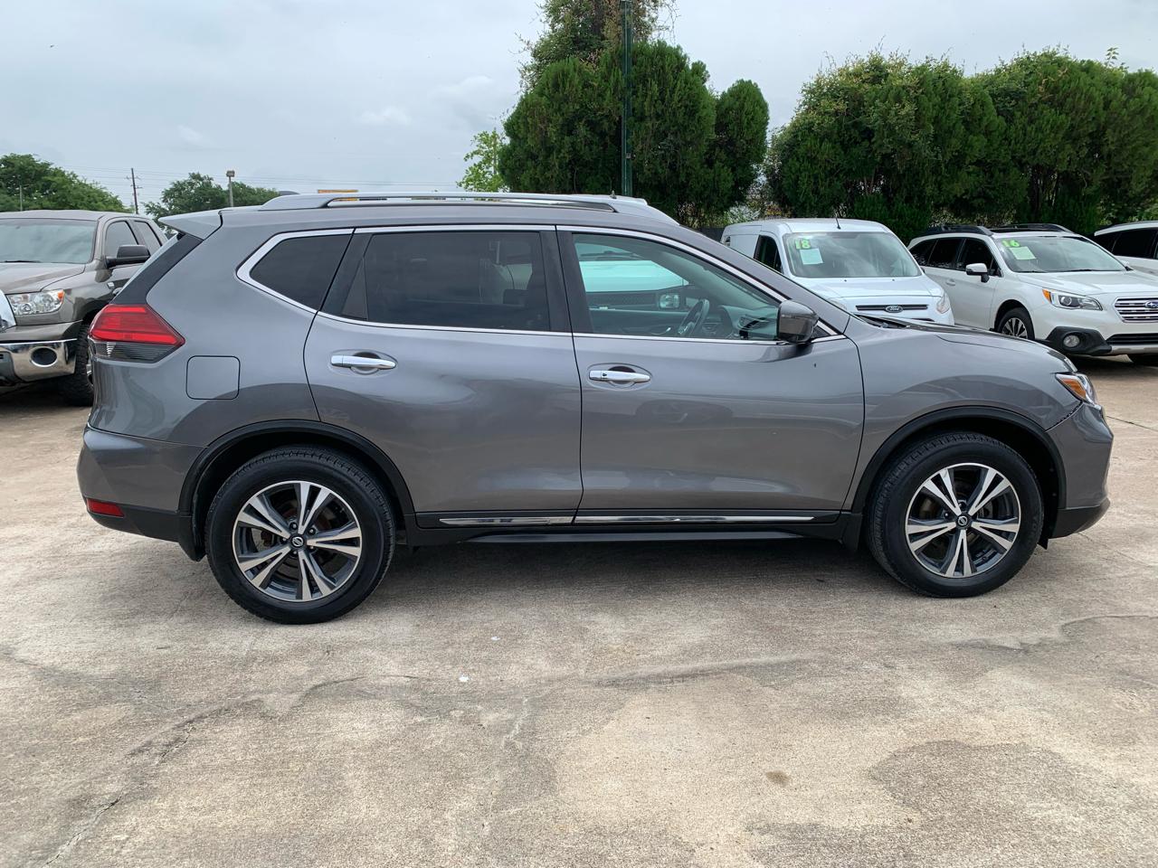 Nissan Rogue SV AWD 2017