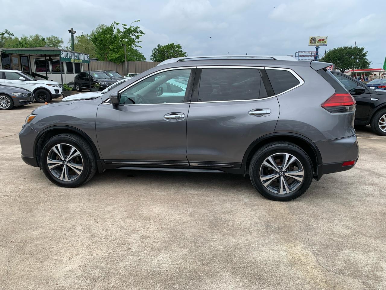 Nissan Rogue SV AWD 2017