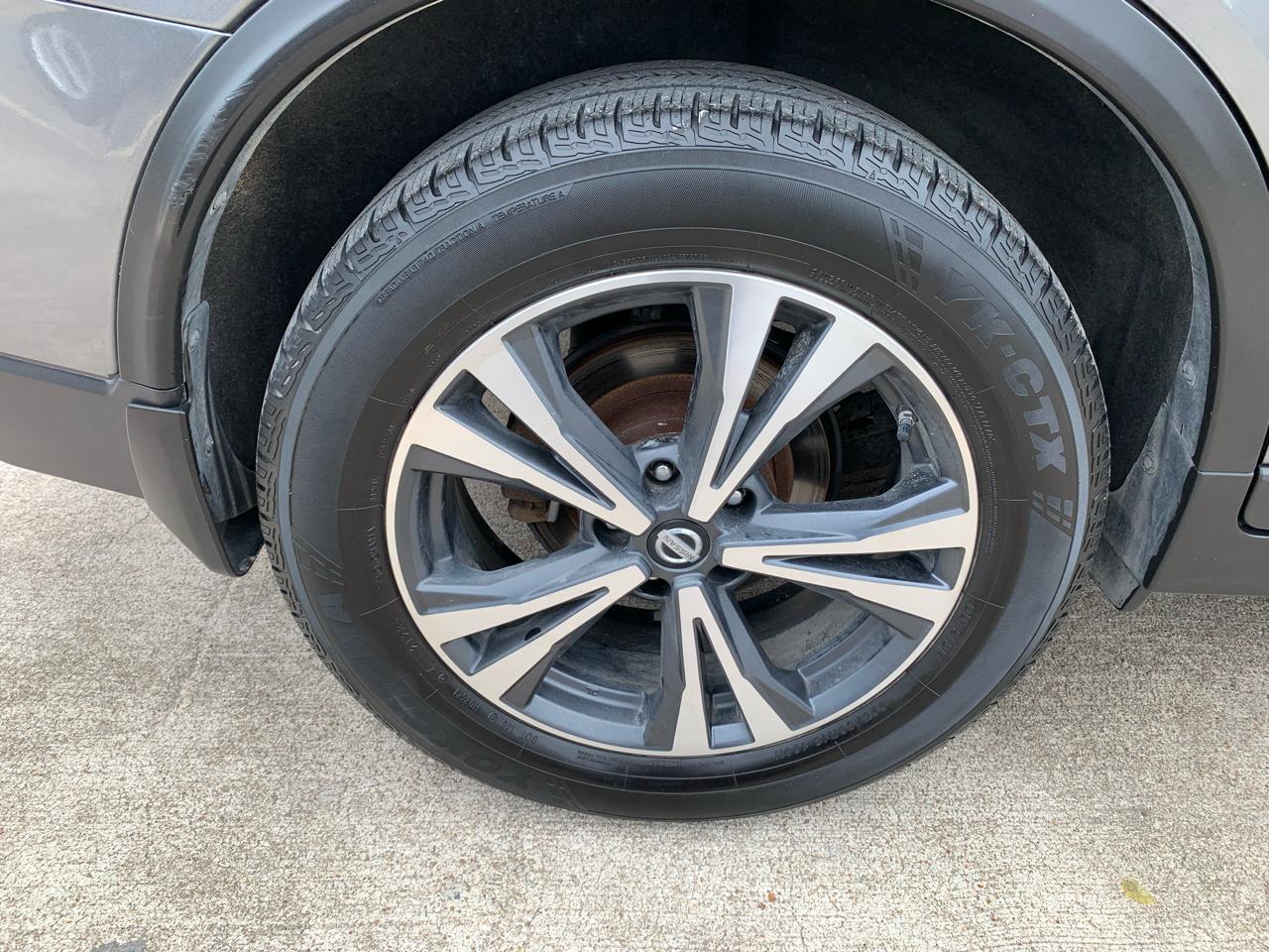 Nissan Rogue SV AWD 2017