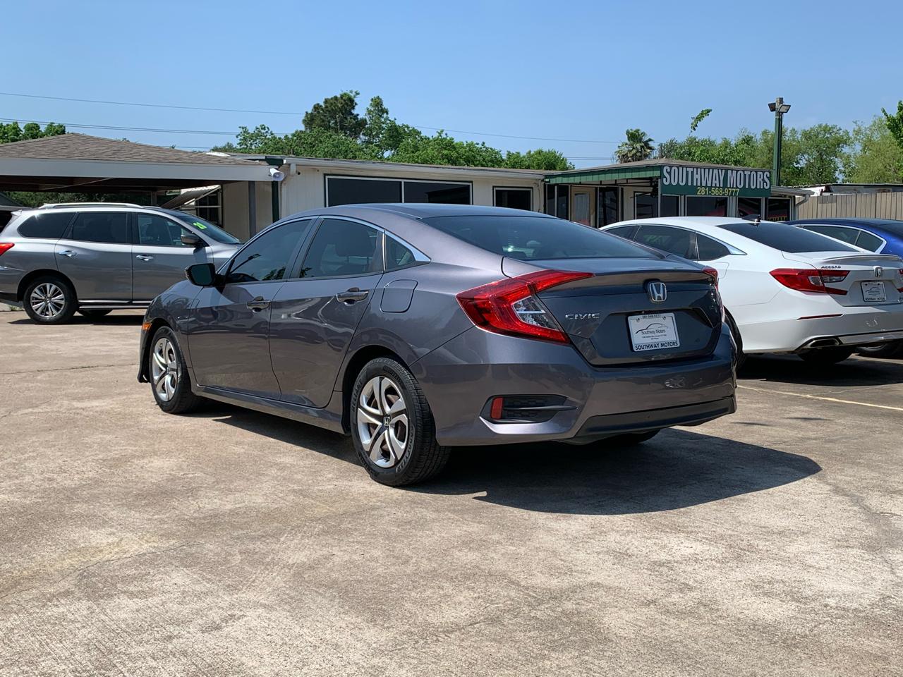 Honda Civic LX Sedan CVT 2017
