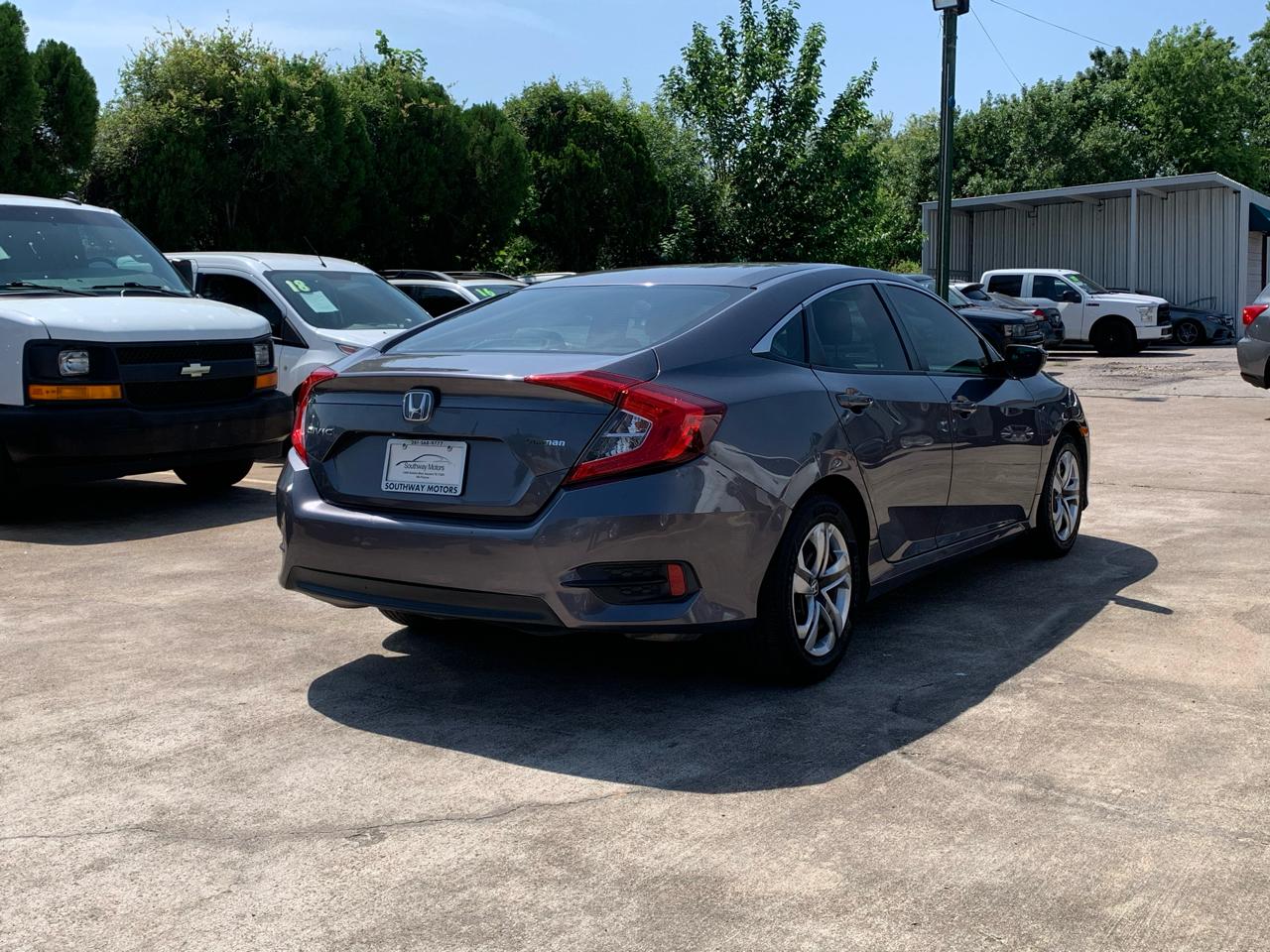 Honda Civic LX Sedan CVT 2017