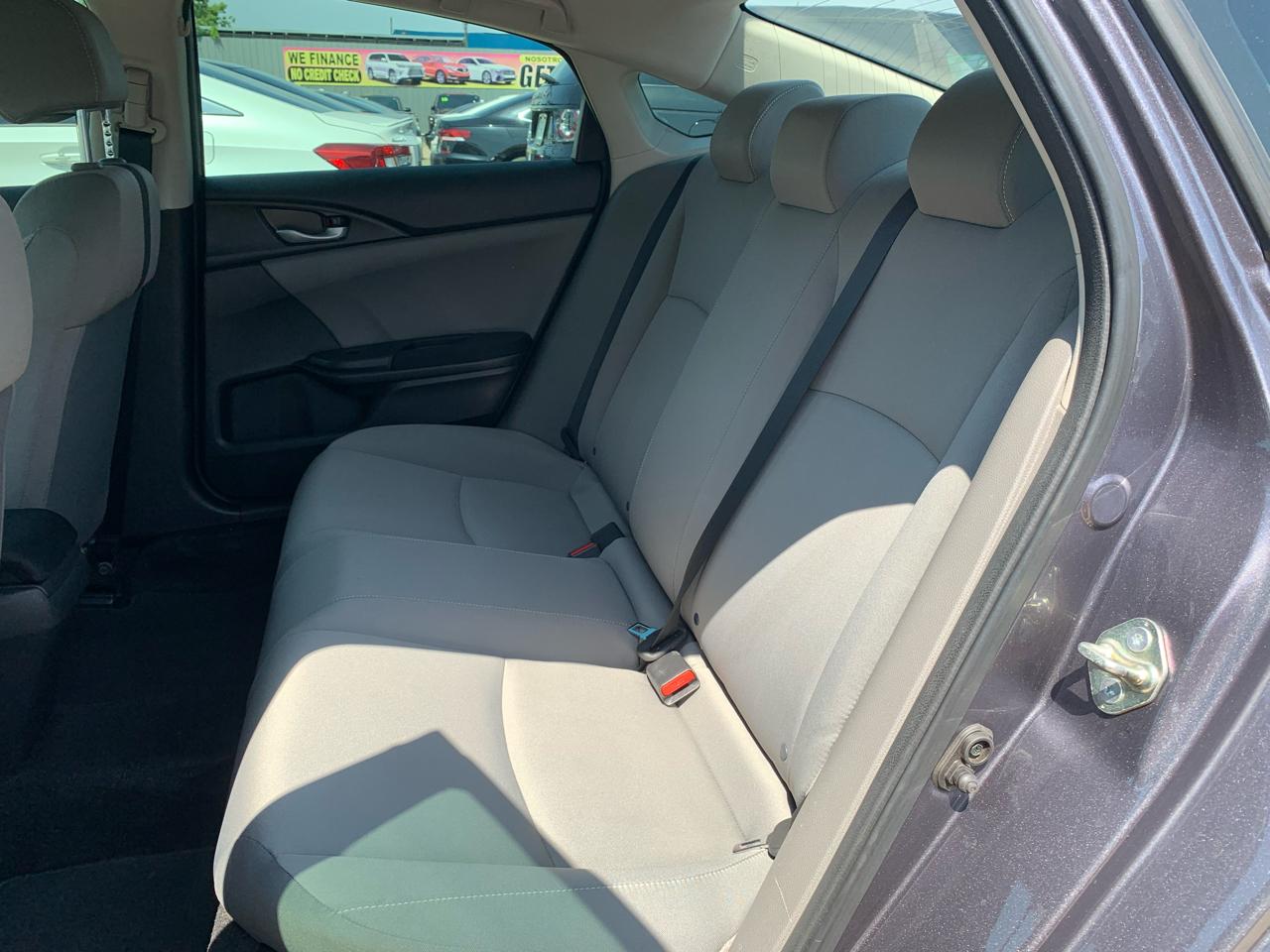 Honda Civic LX Sedan CVT 2017