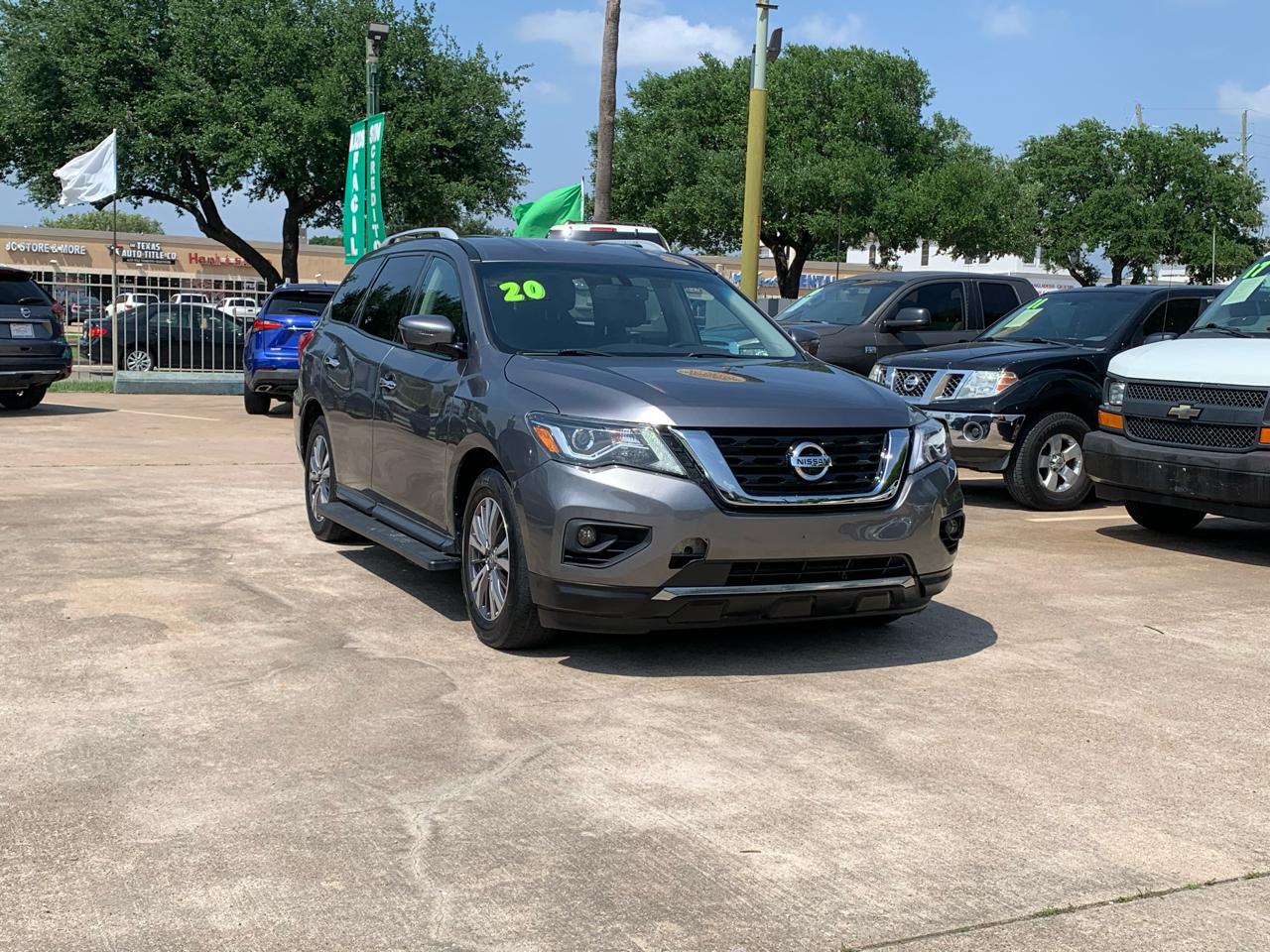 Nissan Pathfinder SL 4WD 2020