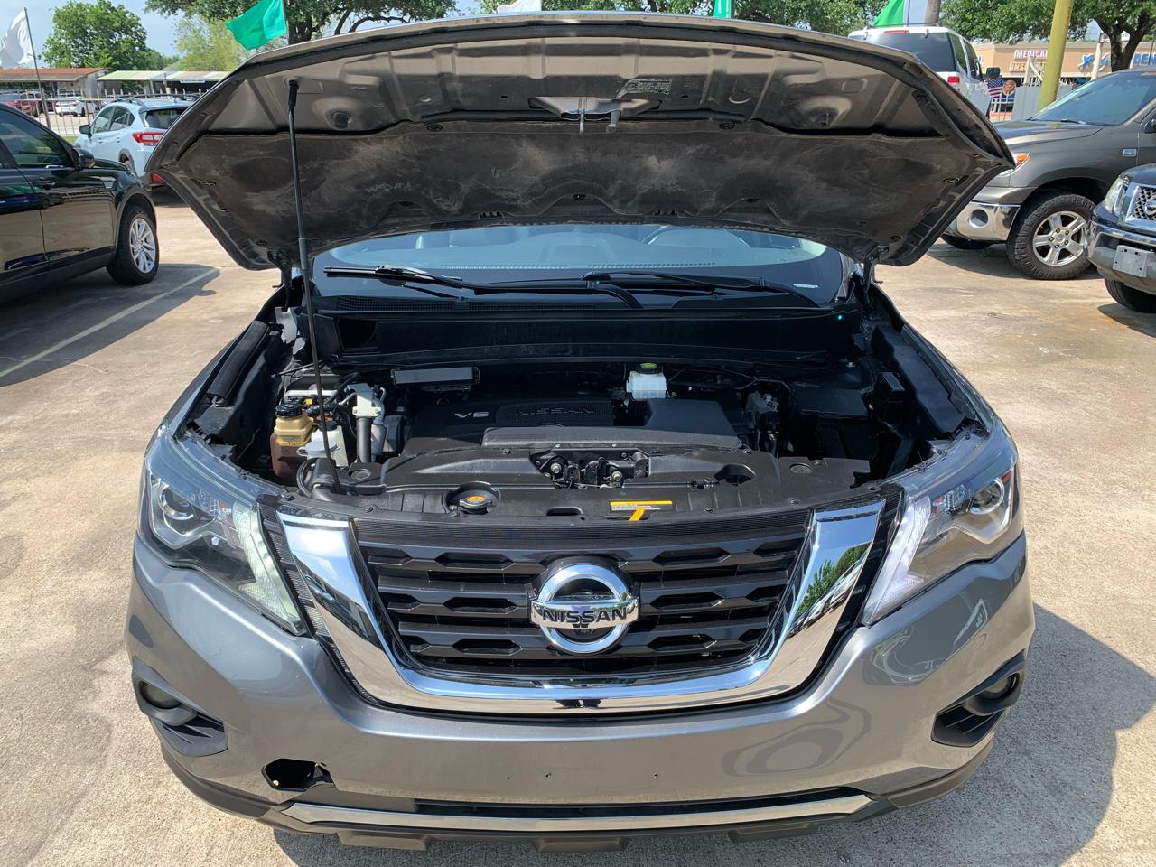 Nissan Pathfinder SL 4WD 2020