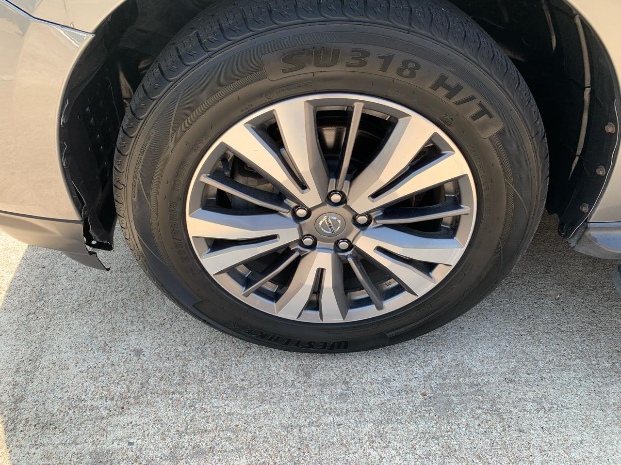 Nissan Pathfinder SL 4WD 2020