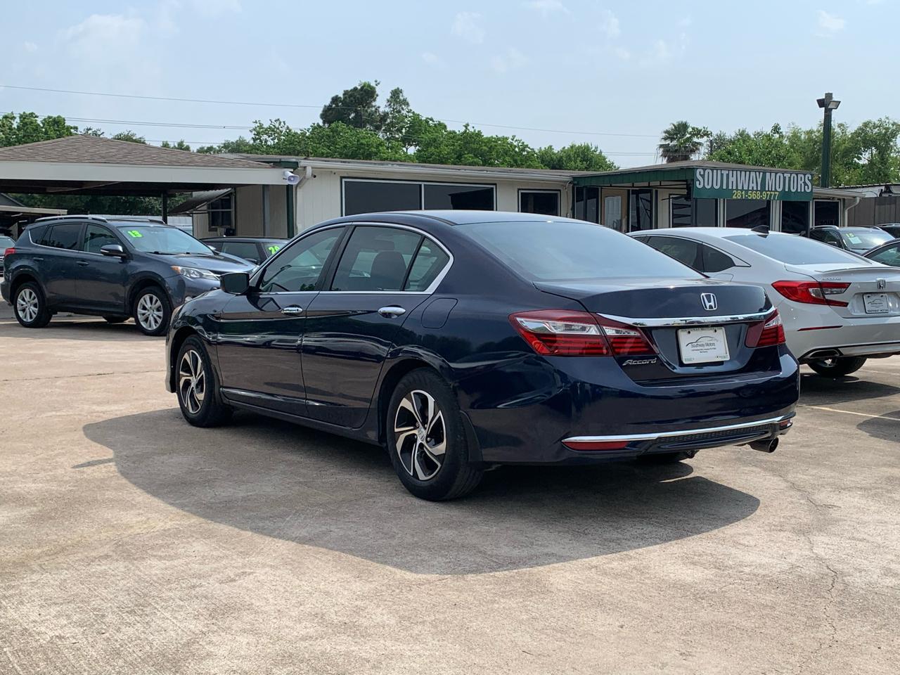 Honda Accord LX Sedan CVT 2017