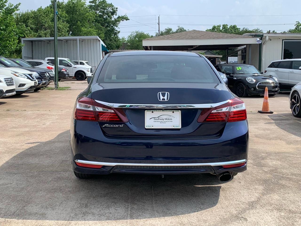 Honda Accord LX Sedan CVT 2017