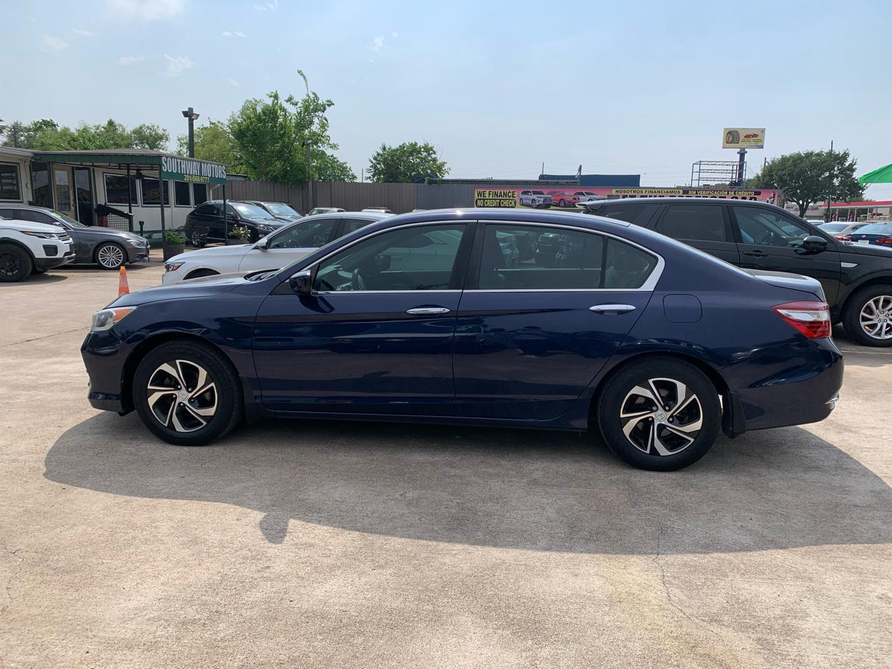 Honda Accord LX Sedan CVT 2017
