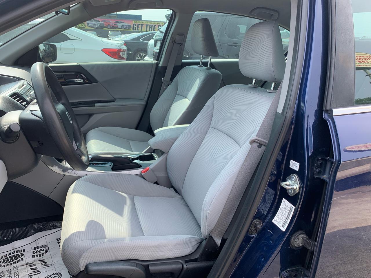 Honda Accord LX Sedan CVT 2017