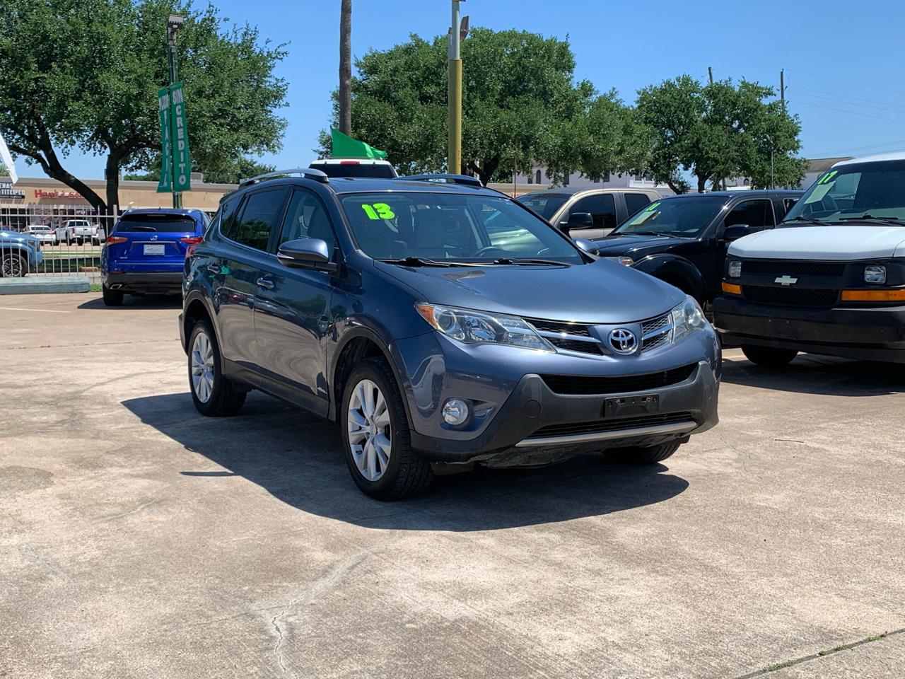 Toyota RAV4 Limited AWD 2013