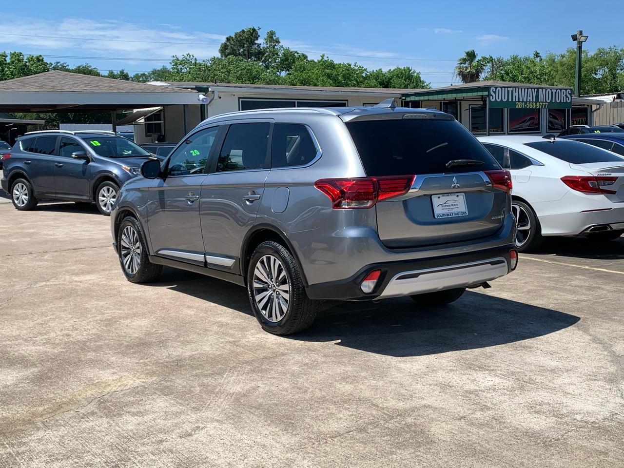 Mitsubishi Outlander SEL AWD 2020