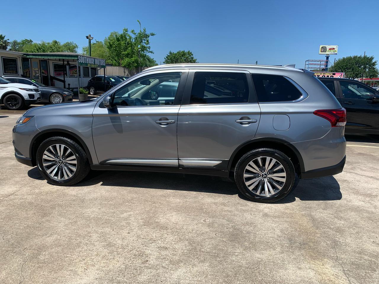 Mitsubishi Outlander SEL AWD 2020