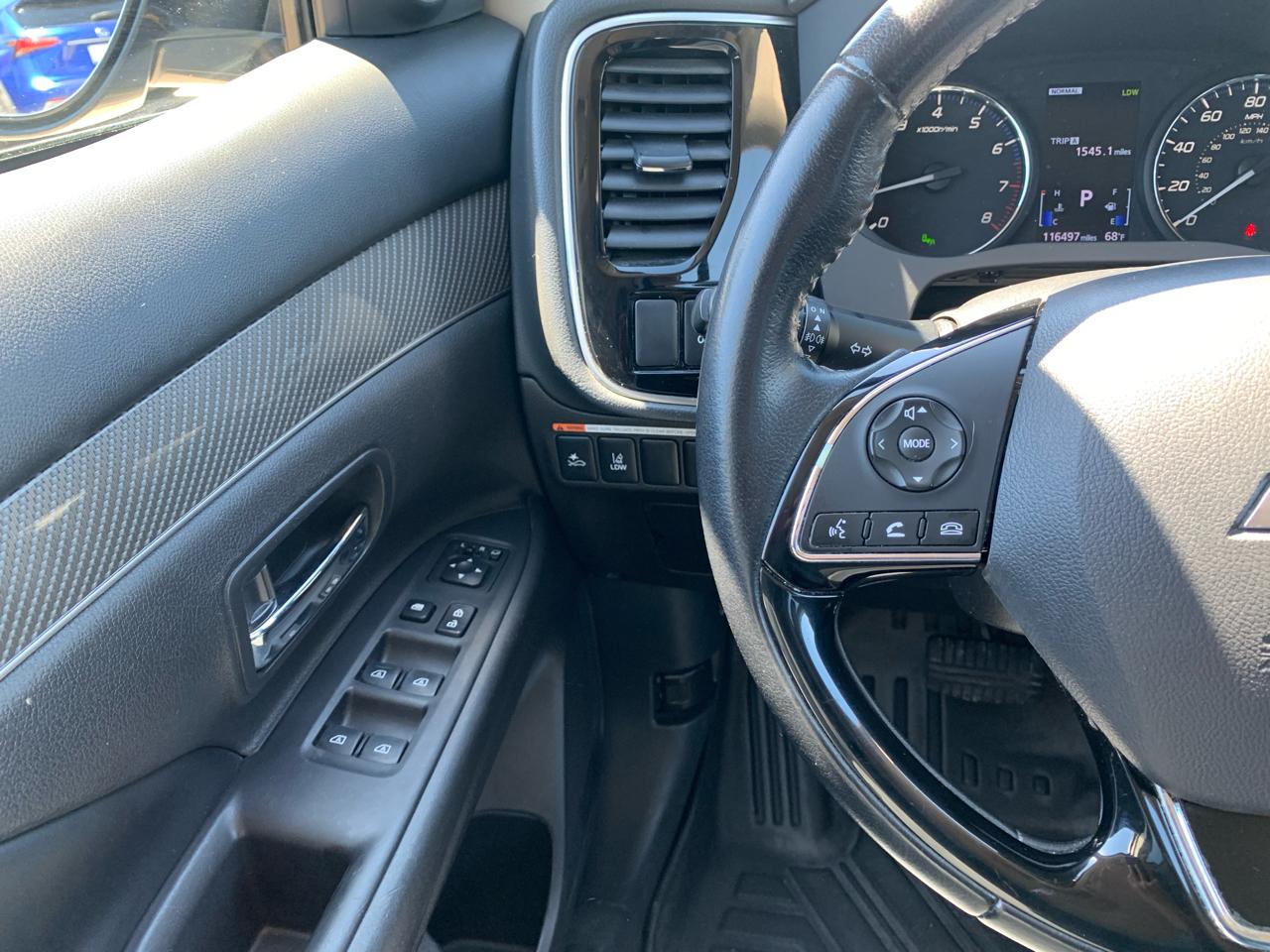 Mitsubishi Outlander SEL AWD 2020