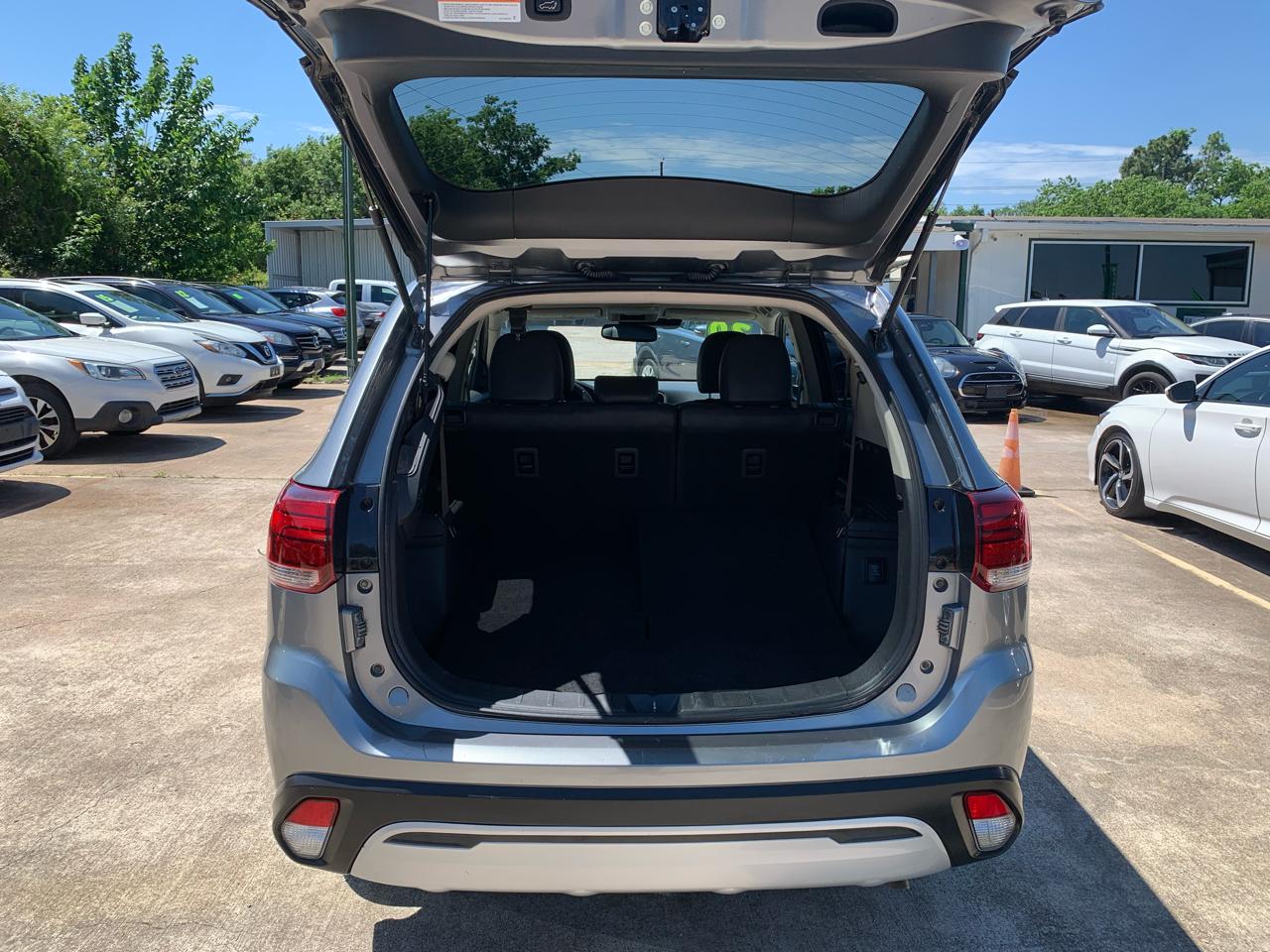 Mitsubishi Outlander SEL AWD 2020