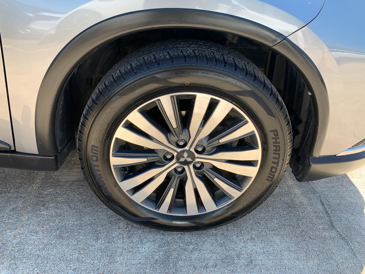 Mitsubishi Outlander SEL AWD 2020