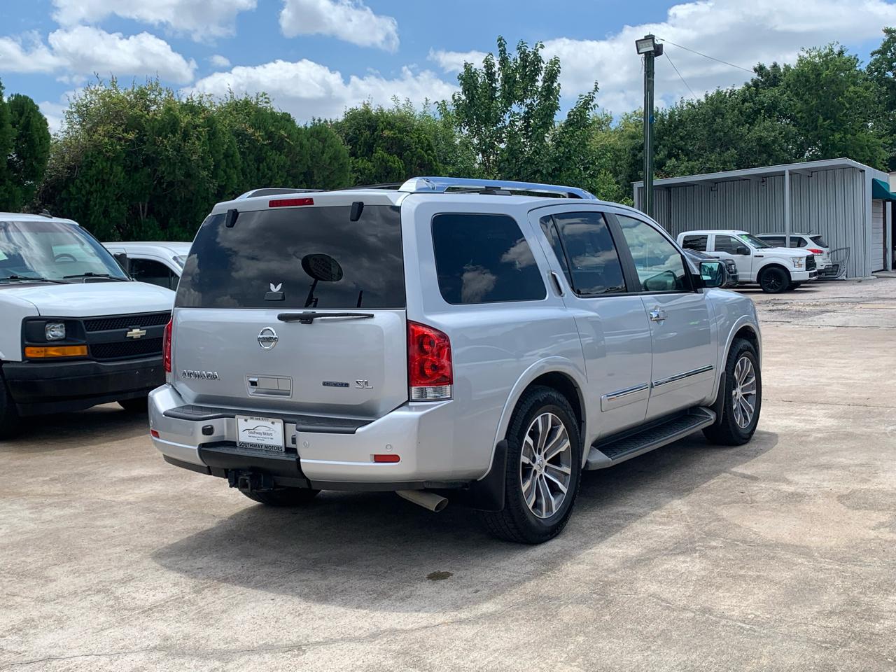 Nissan Armada SL 2WD 2015