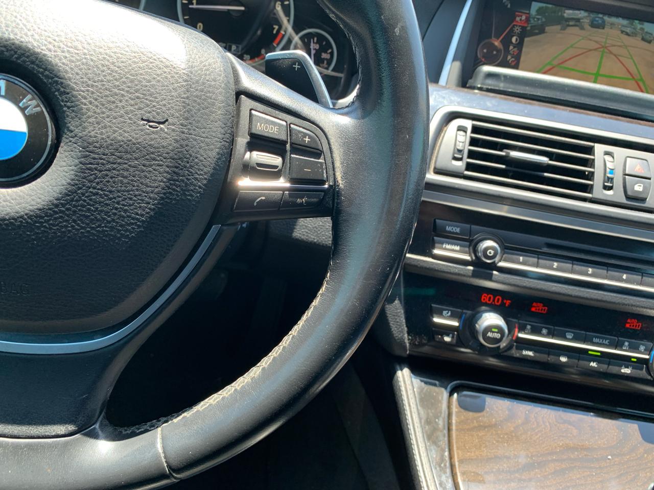BMW 5-Series 528i 2016