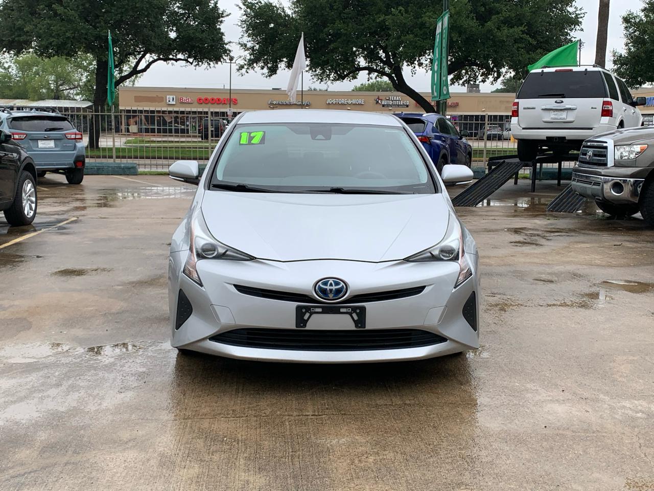 Toyota Prius Two 2017