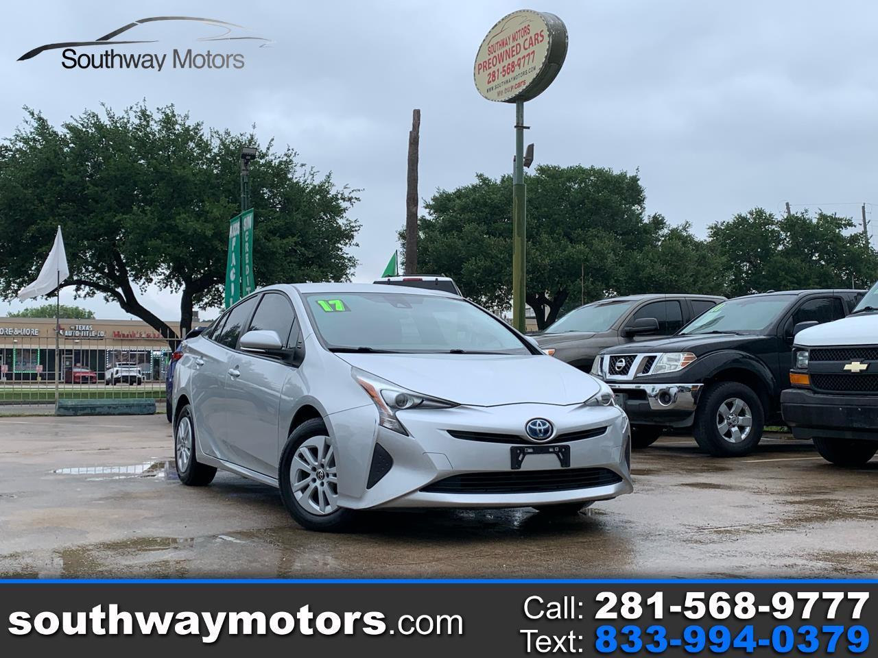 Toyota Prius Two 2017