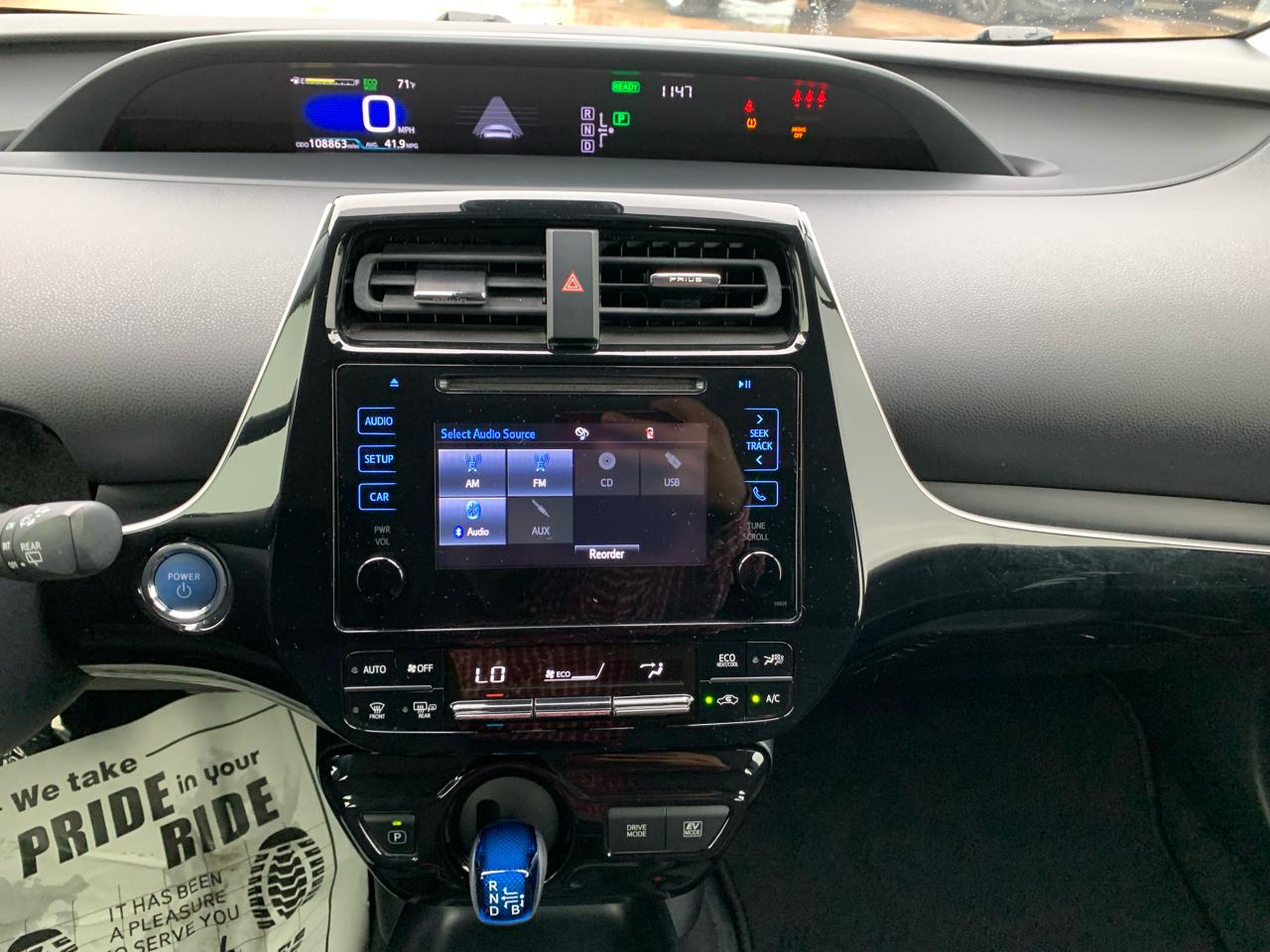 Toyota Prius Two 2017