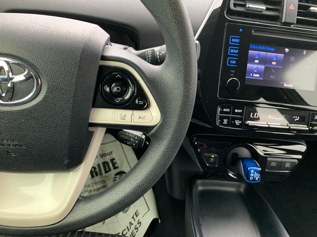 Toyota Prius Two 2017