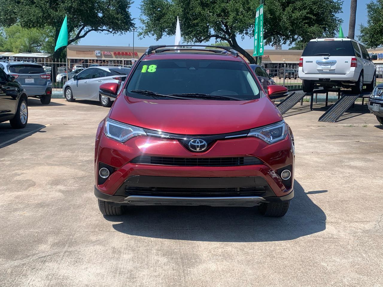 Toyota RAV4 XLE FWD 2018