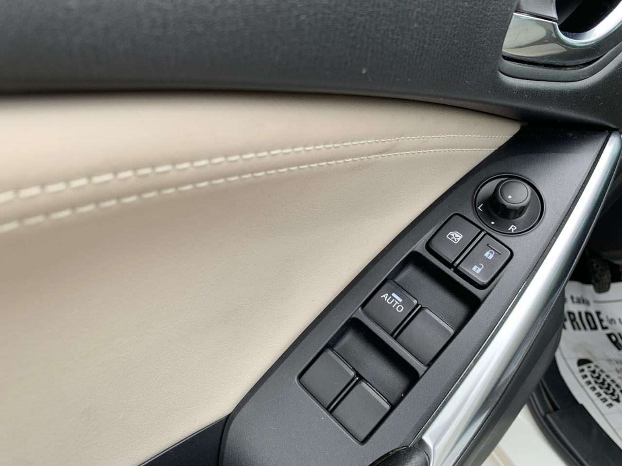 Mazda MAZDA6 i Touring MT 2014