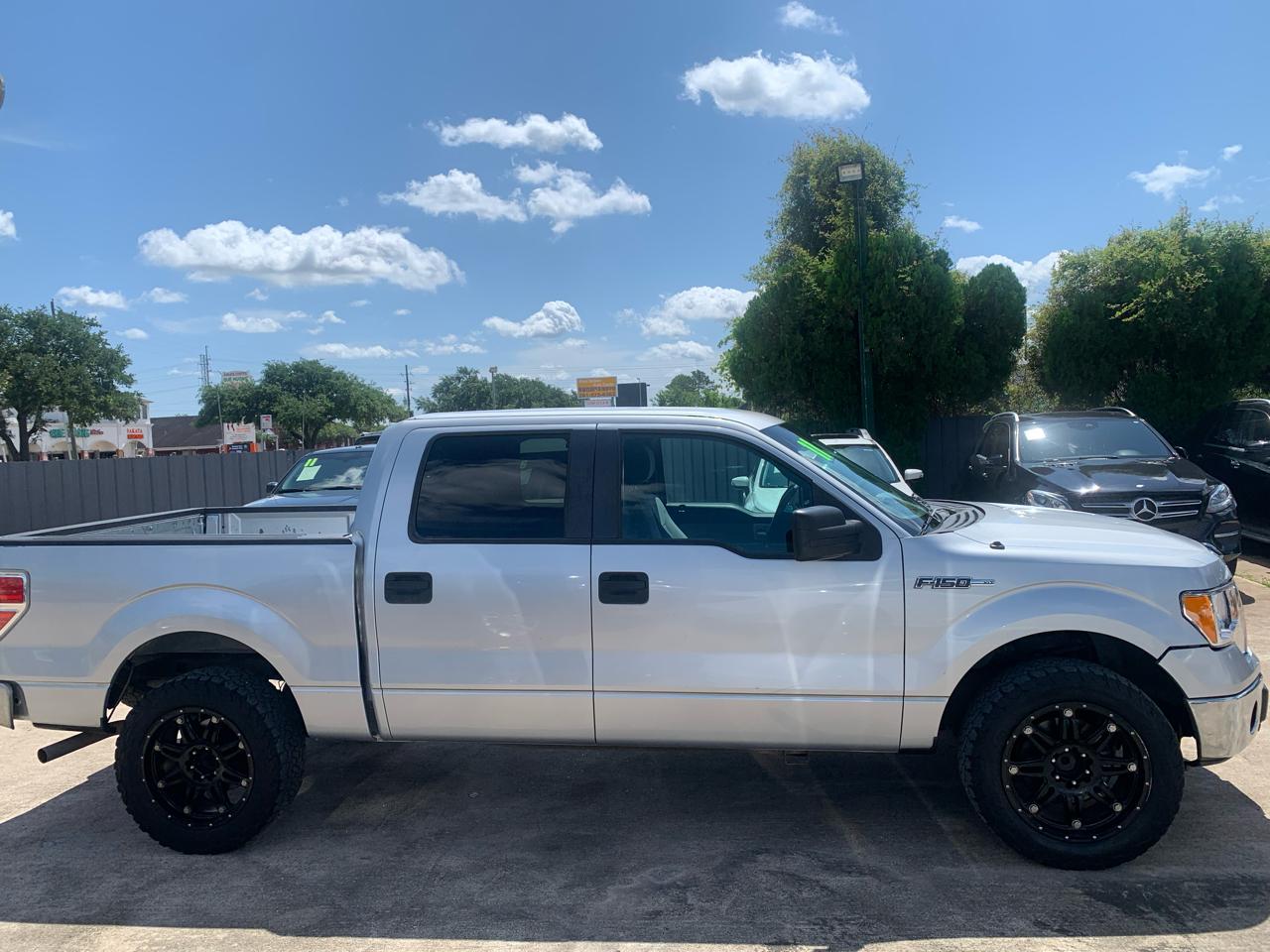 Ford F-150 FX2 SuperCrew 5.5-ft. Bed 2WD 2011