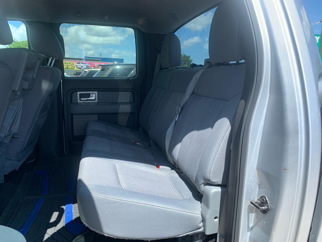 Ford F-150 FX2 SuperCrew 5.5-ft. Bed 2WD 2011