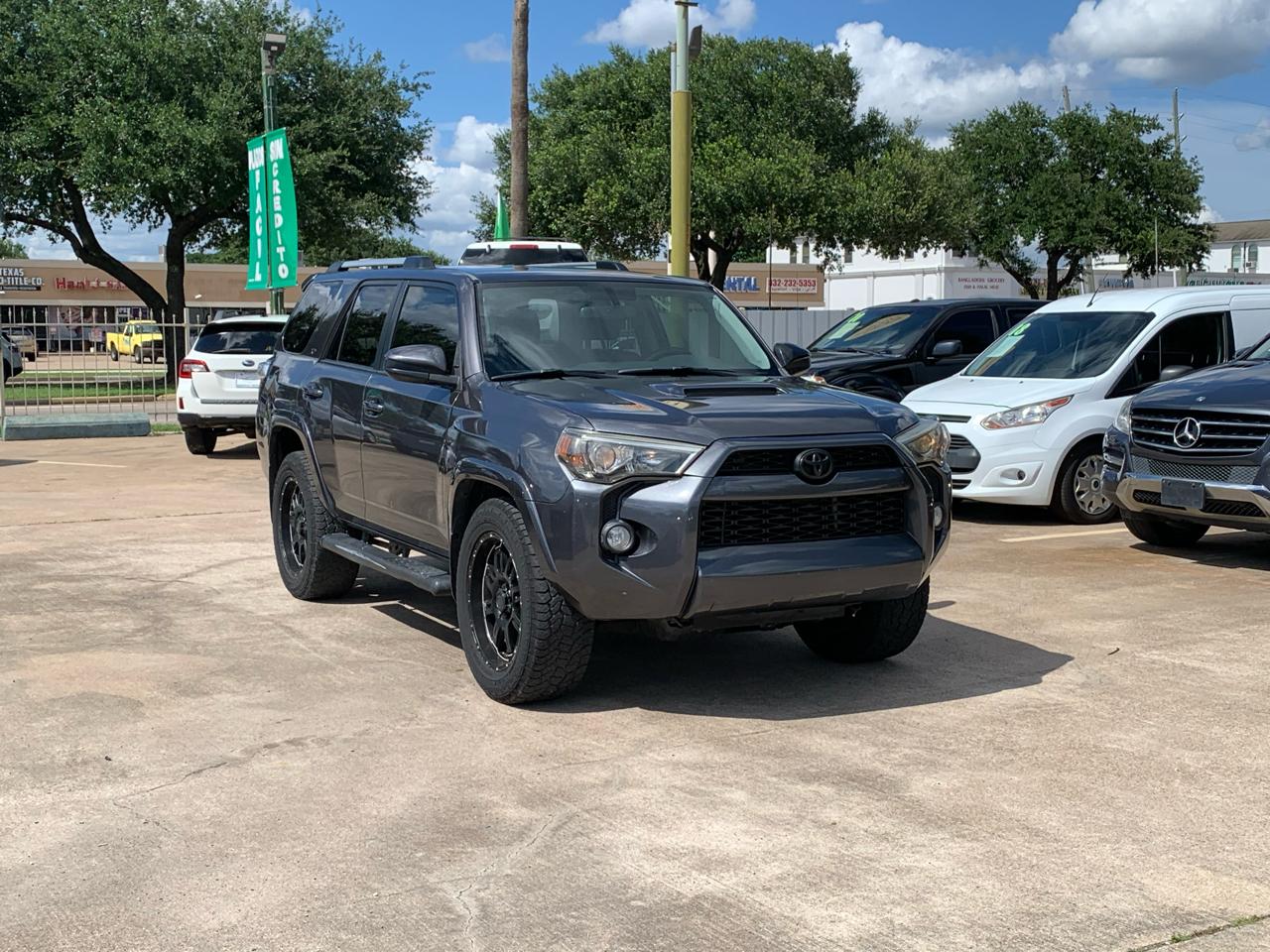 Toyota 4Runner SR5 2WD 2019