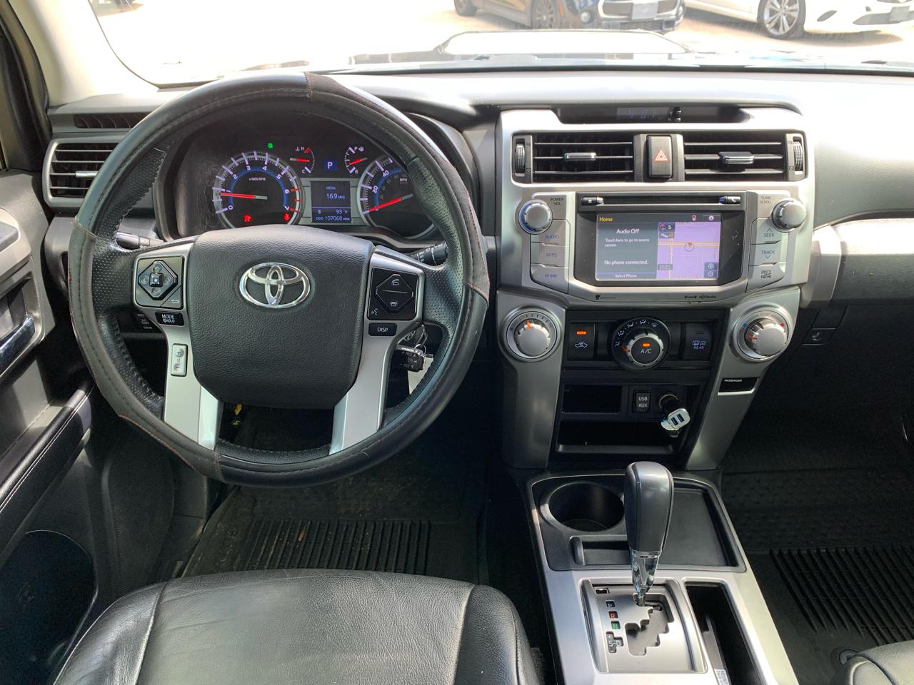 Toyota 4Runner SR5 2WD 2019