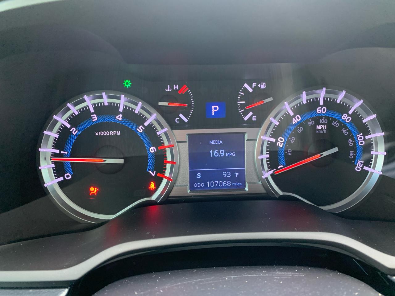 Toyota 4Runner SR5 2WD 2019