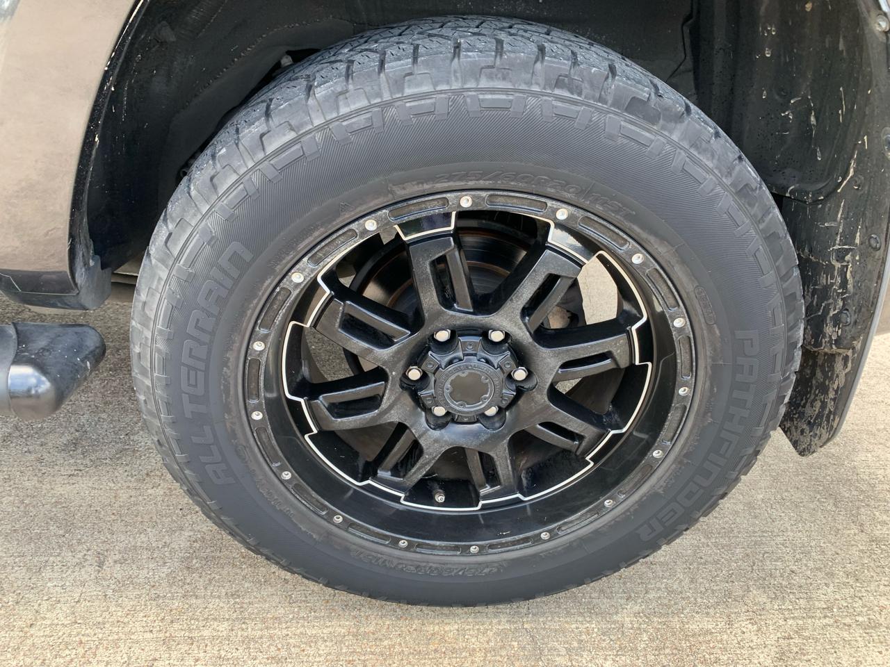 Toyota 4Runner SR5 2WD 2019