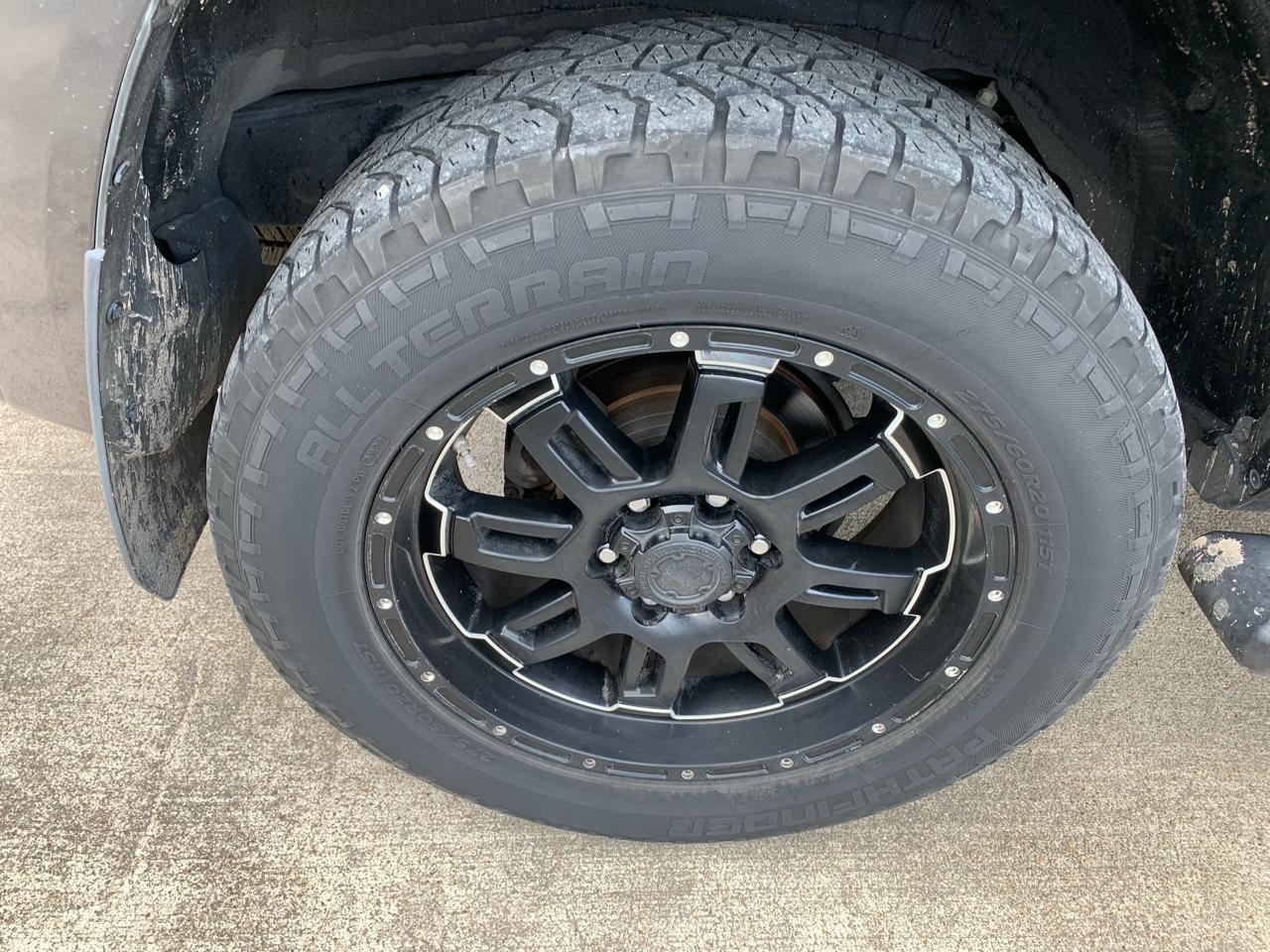 Toyota 4Runner SR5 2WD 2019