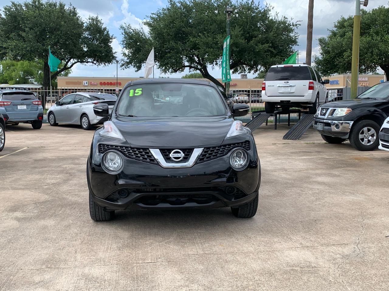 Nissan Juke S FWD 2015