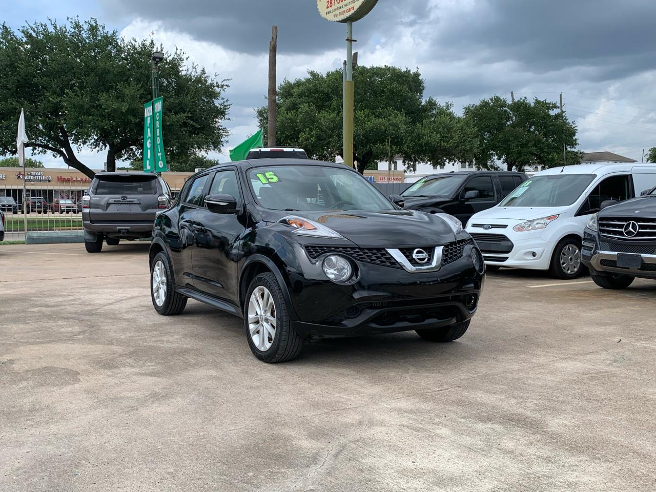 Nissan Juke S FWD 2015