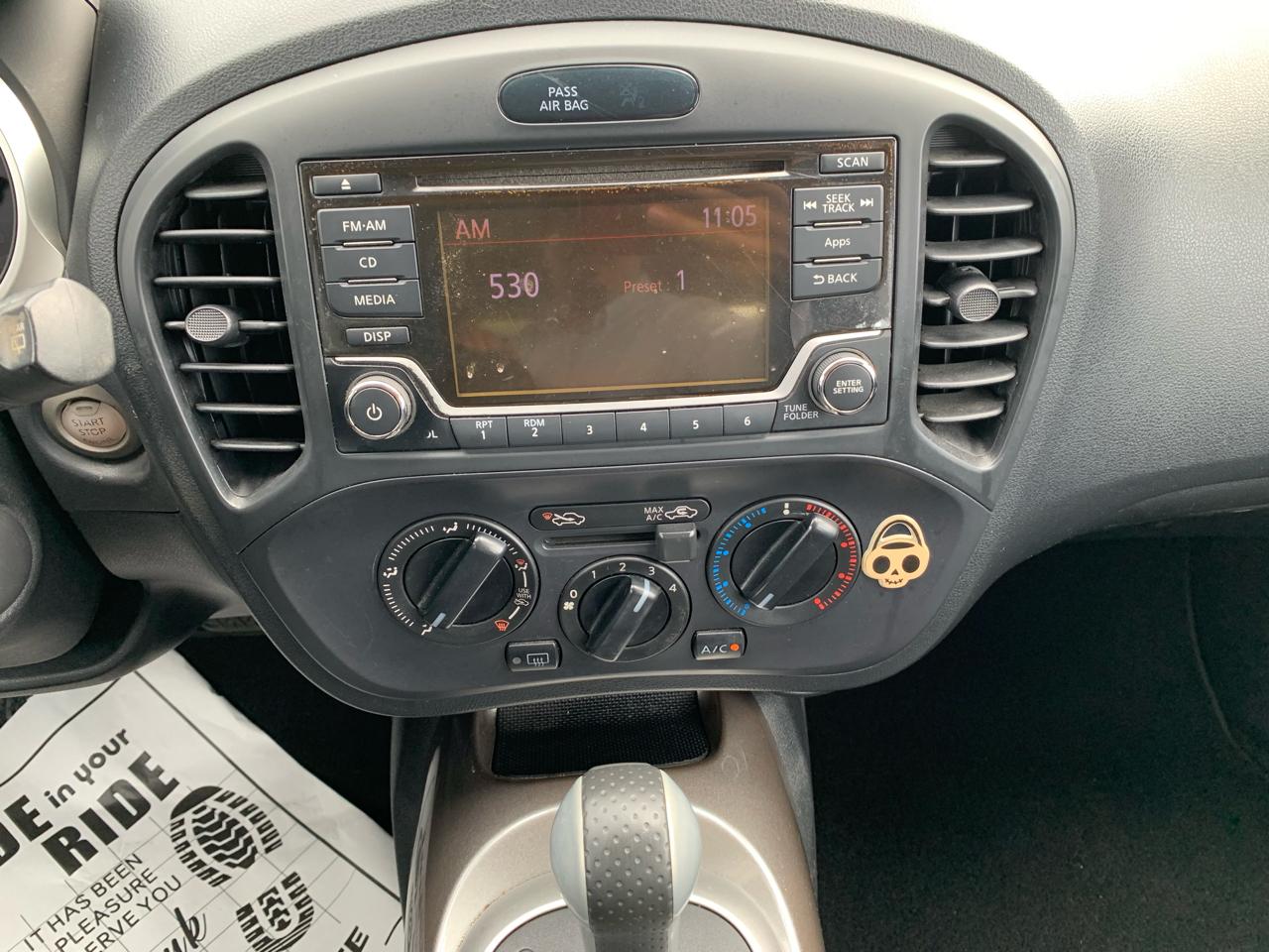 Nissan Juke S FWD 2015
