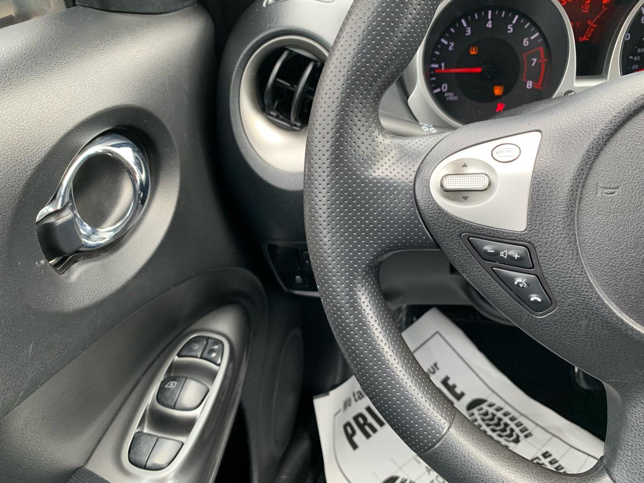Nissan Juke S FWD 2015