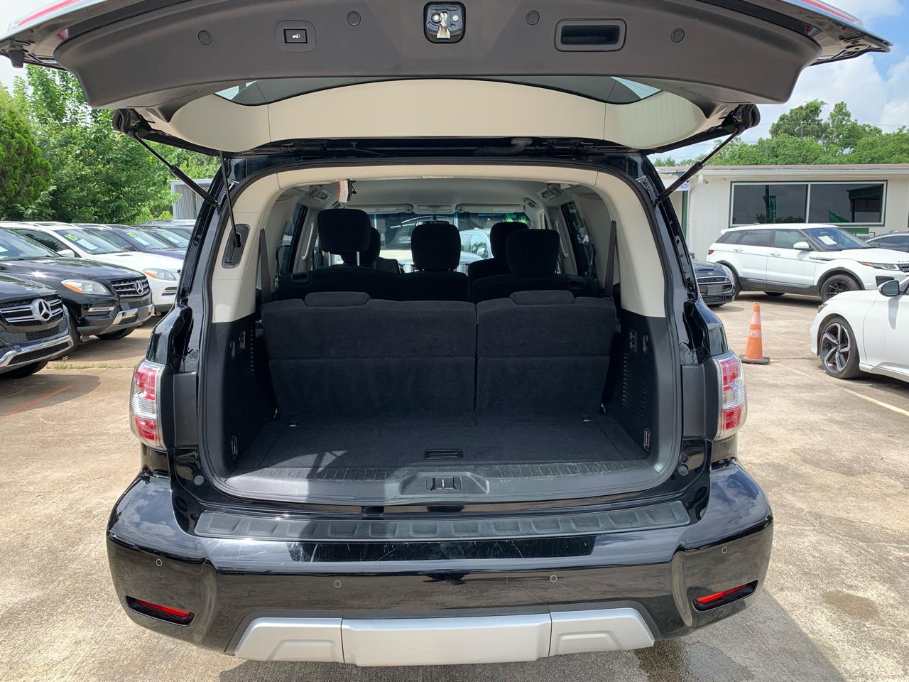 Nissan Armada SV 2WD 2017