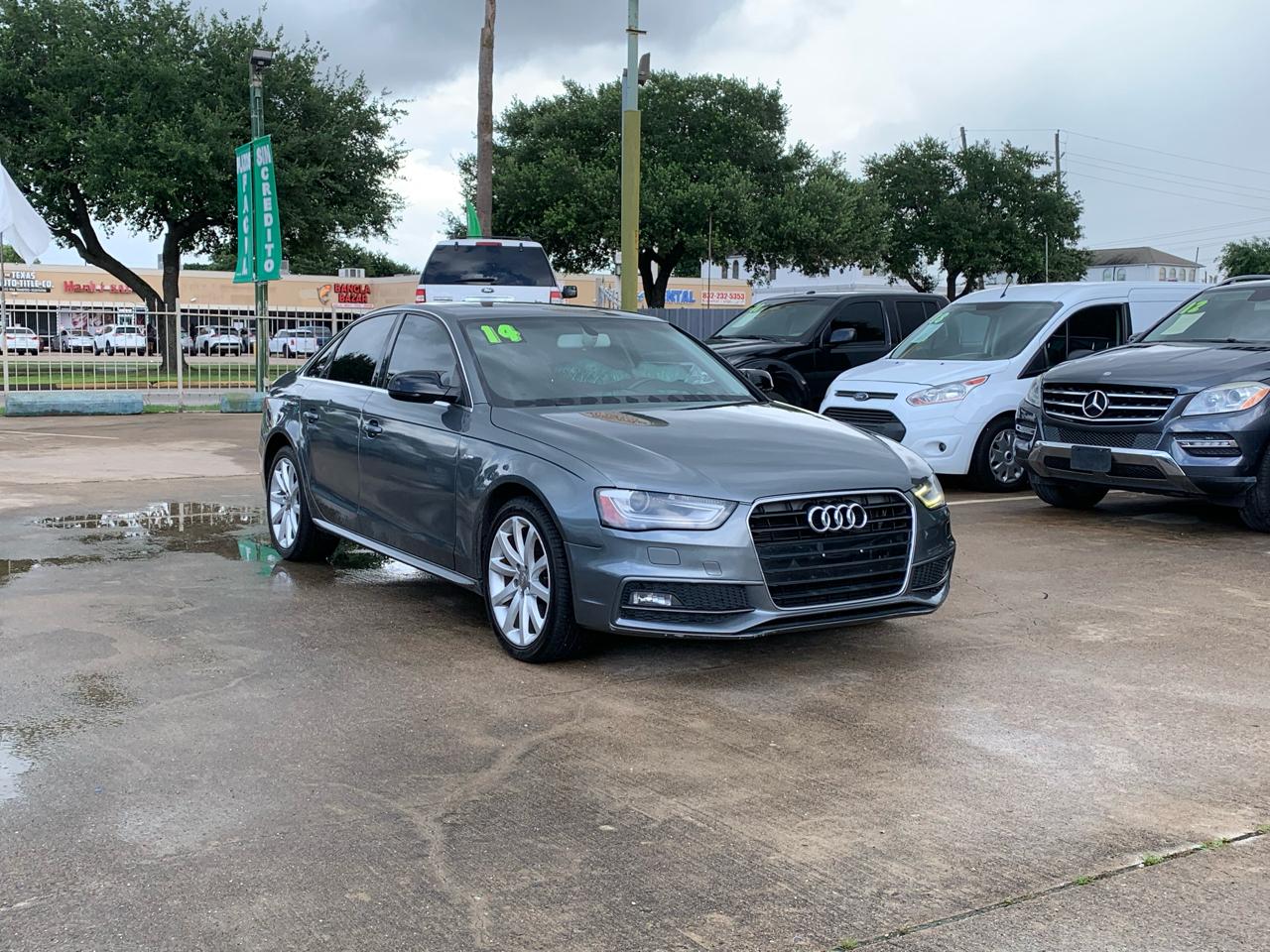 Audi A4 2.0 T Sedan FrontTrak Multitronic 2014