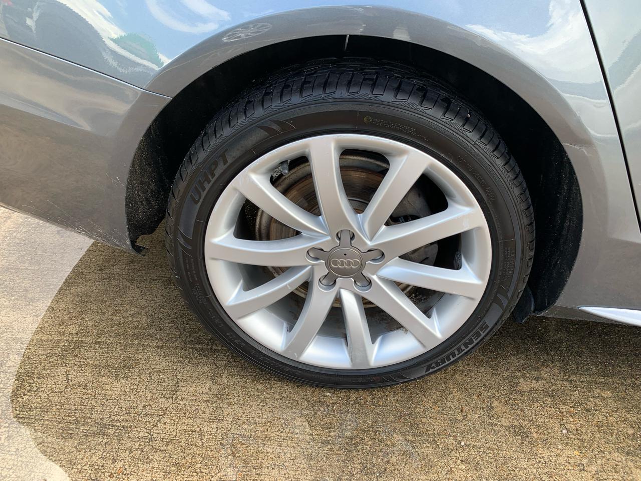 Audi A4 2.0 T Sedan FrontTrak Multitronic 2014